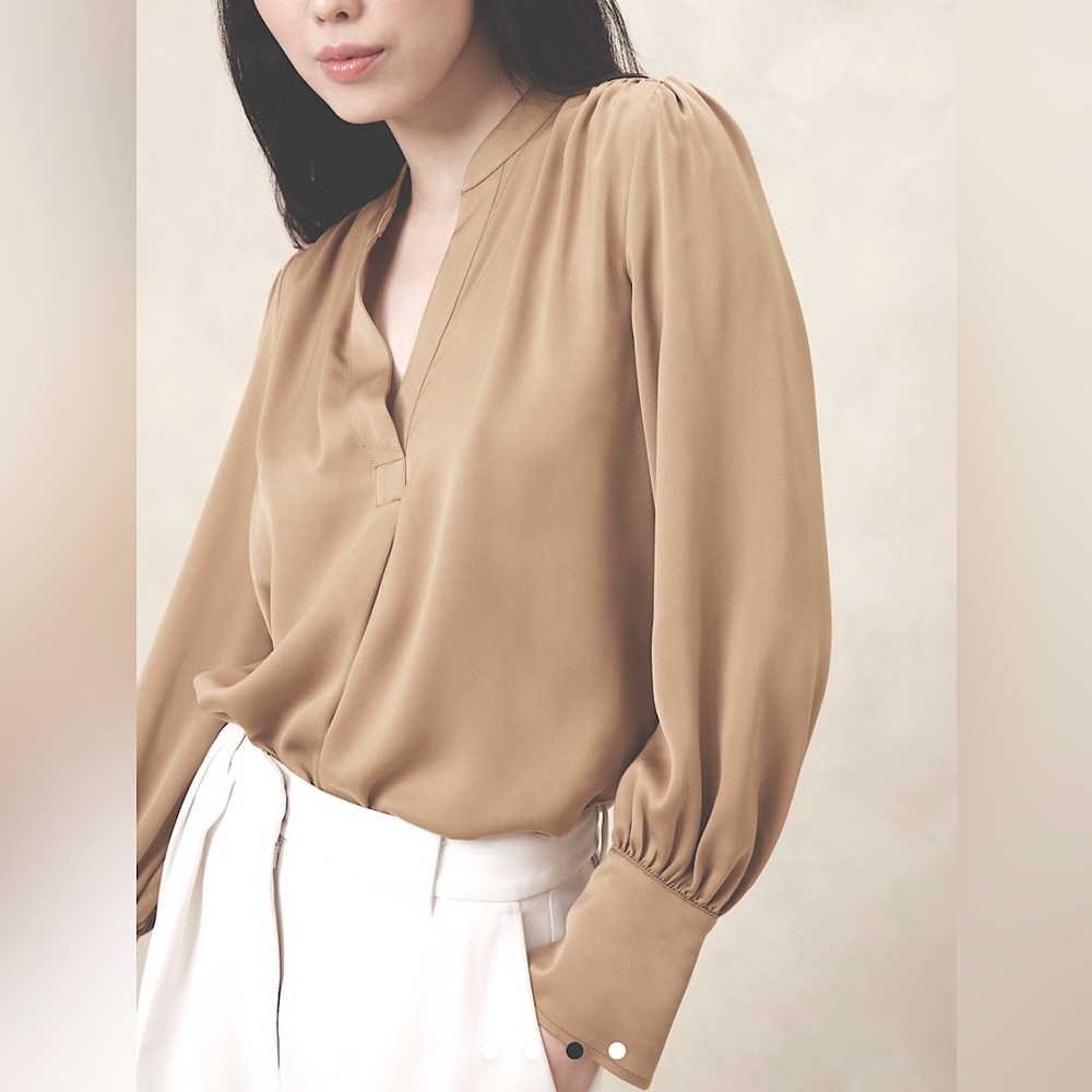 BANANA REPUBLIC nwt large light gold pleated shirt top volume sleeve blouse cuff